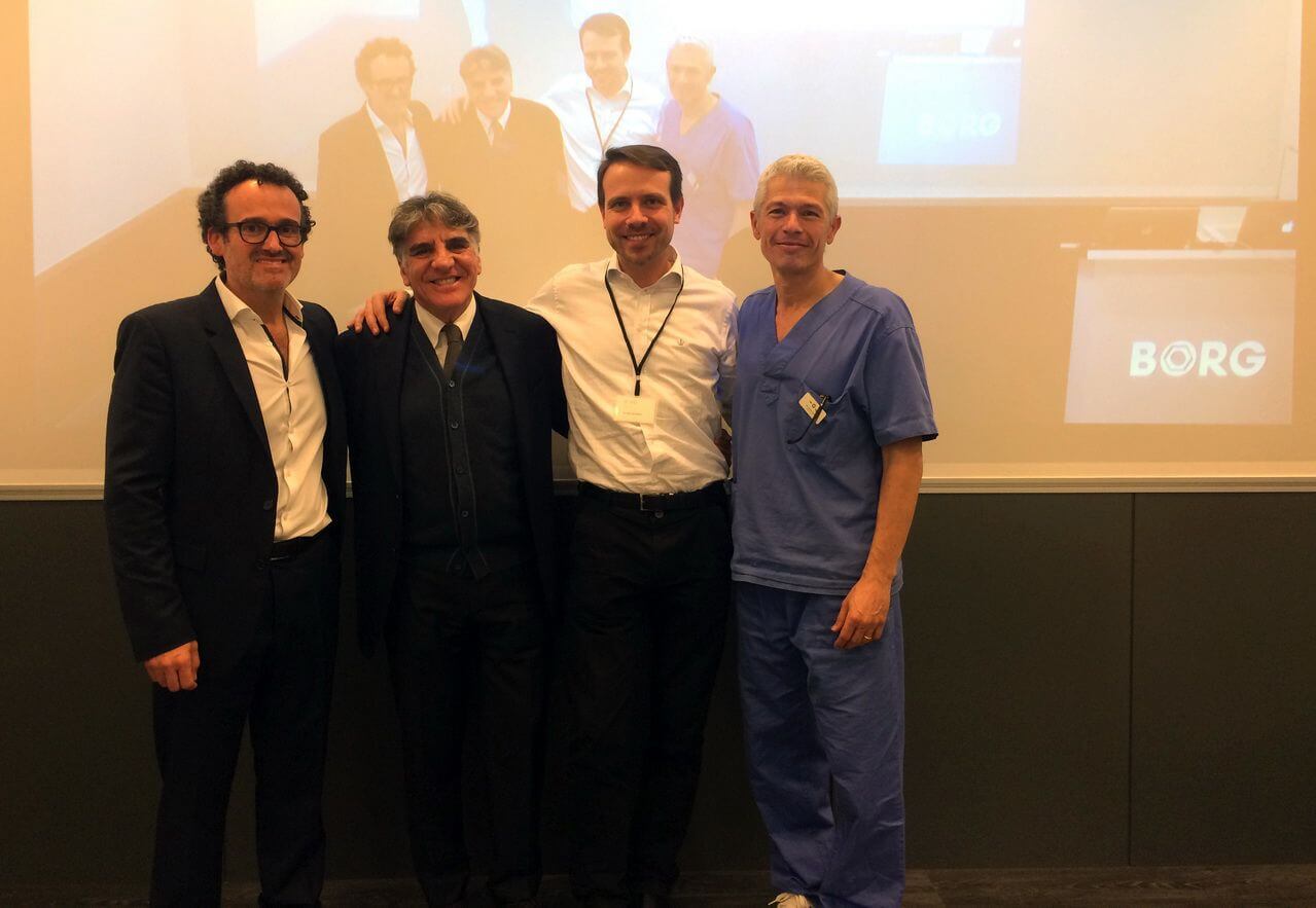 Assistim al curs sobre la tècnica BOPT (Biologically Oriented Preparation Technique) dictat pel seu creador, el Dr. Ignacio Loi, d'Itàlia, i pel Dr. Xavier Vela i el Dr. Xavier Rodríguez al centre BORG de Viladecans (Barcelona)